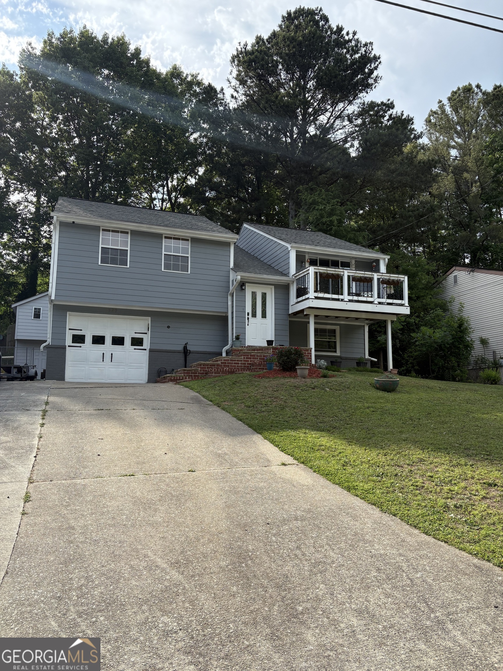 5529 Willow Brook DR