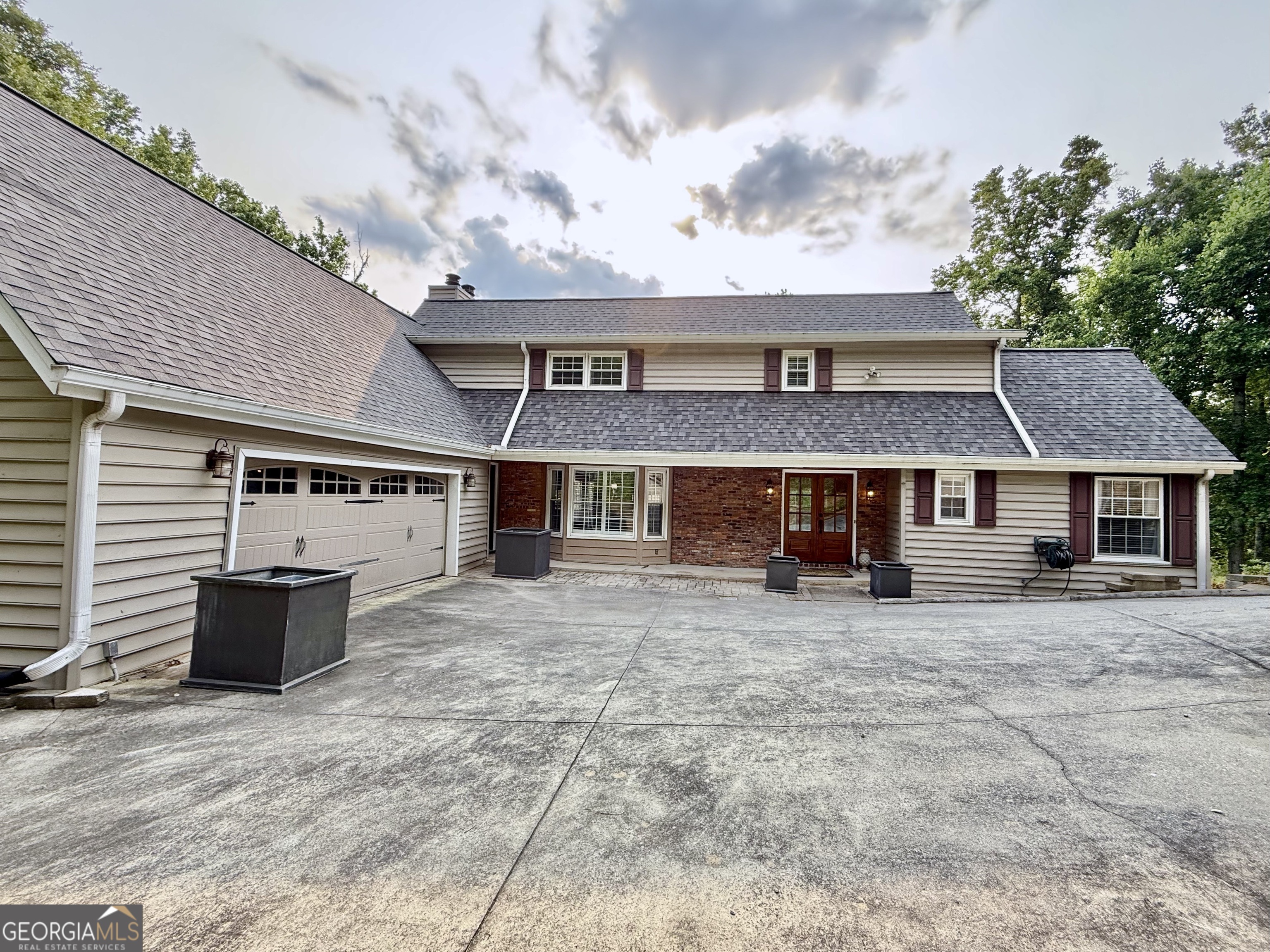 8710 Mount Rushmore DR