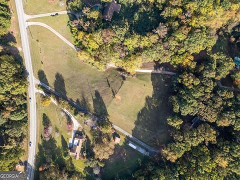 A home in Douglasville