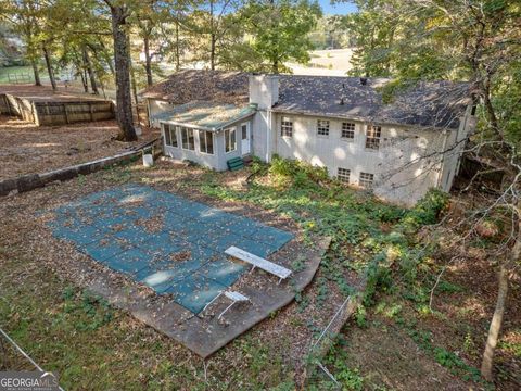 A home in Douglasville