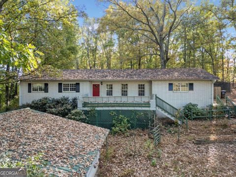 A home in Douglasville