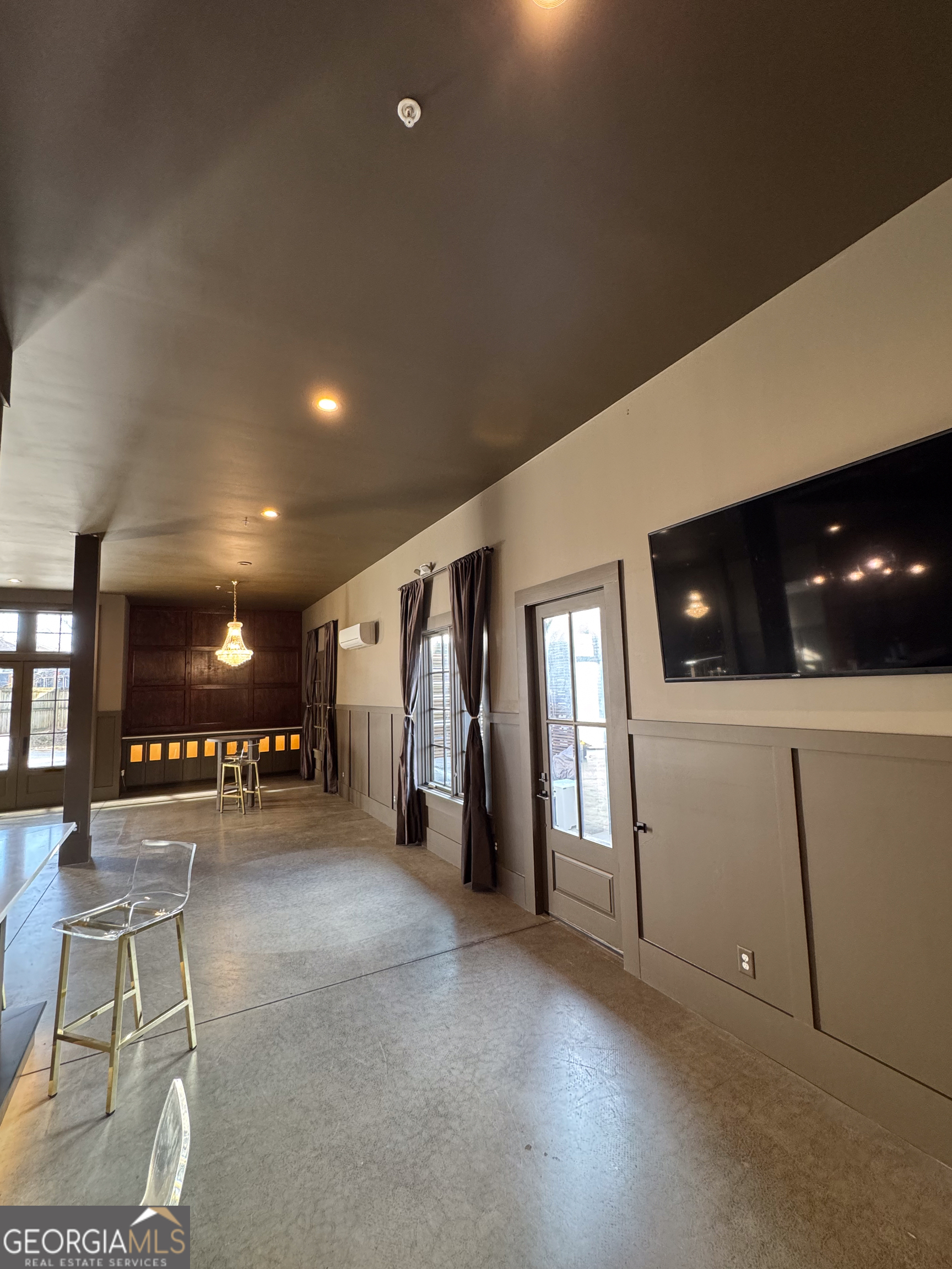 118 Oak Crescent CIR