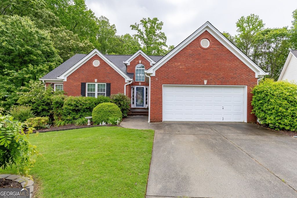 Photo of 3330 Rivers End Place, Buford, GA 30518 (MLS # 10760589)