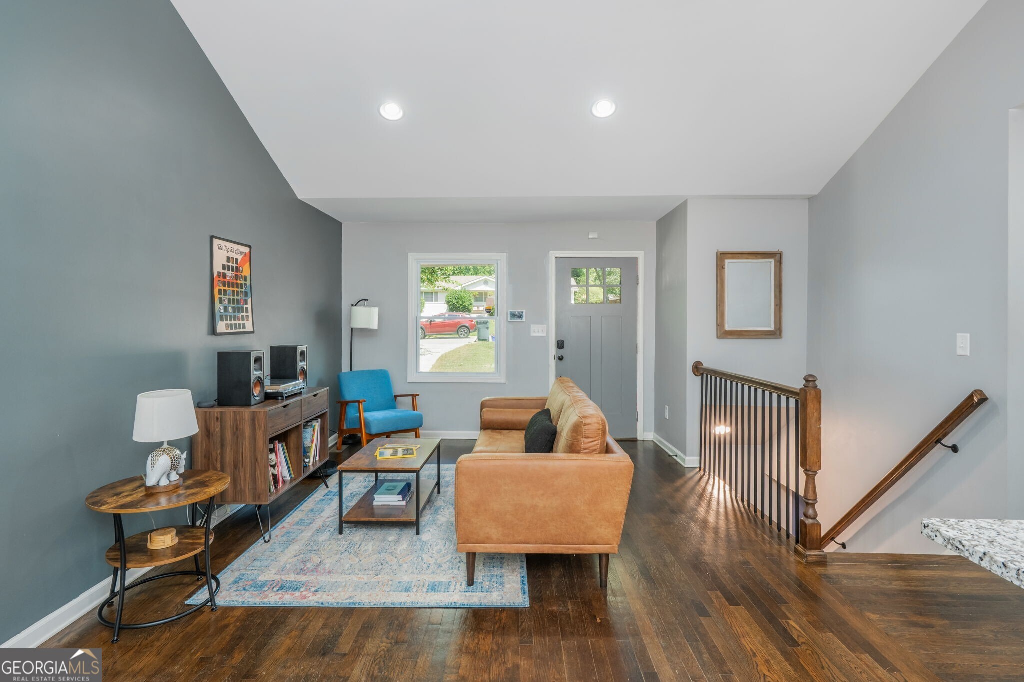 3063 Highland DR