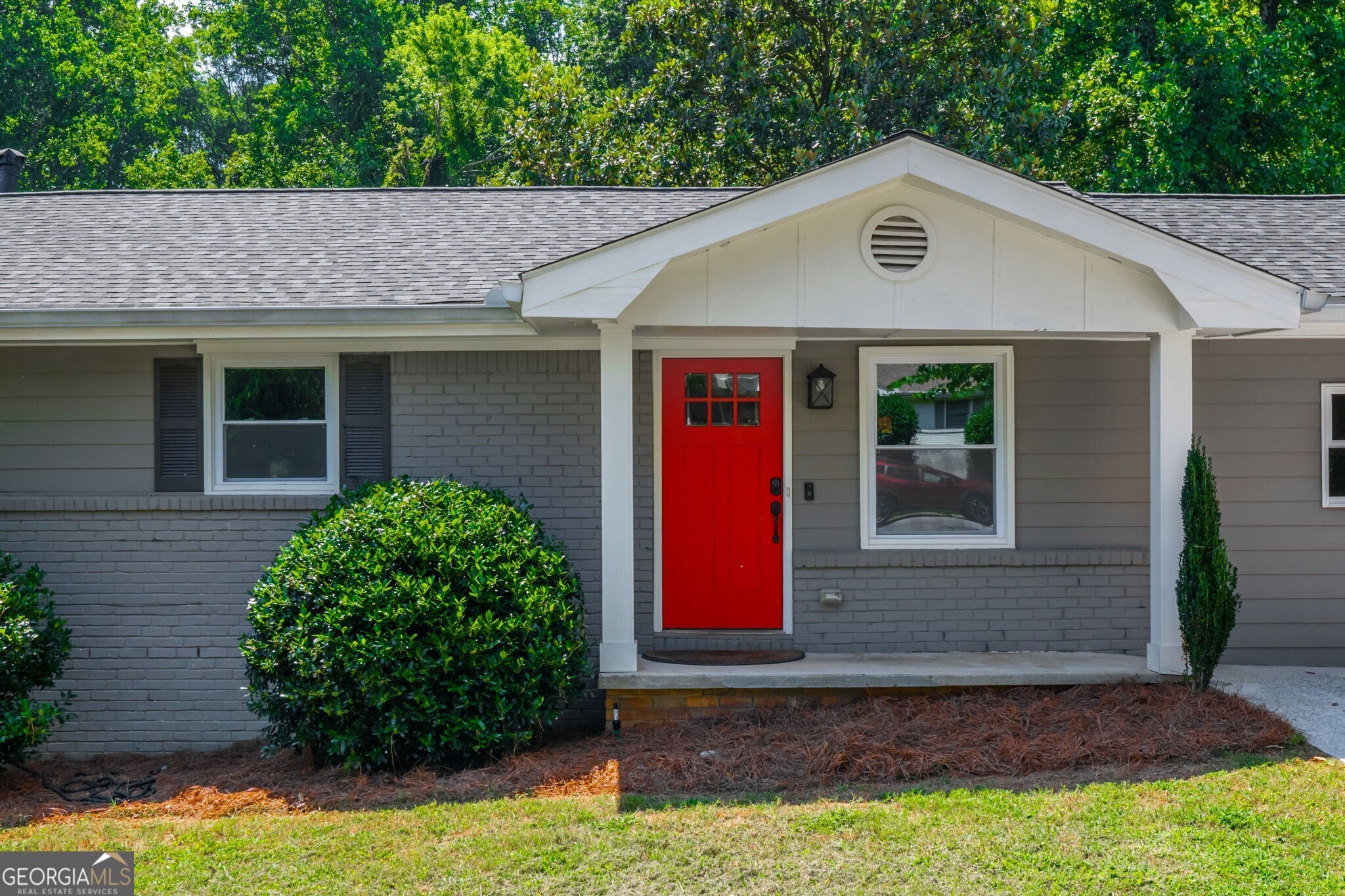 3063 Highland DR