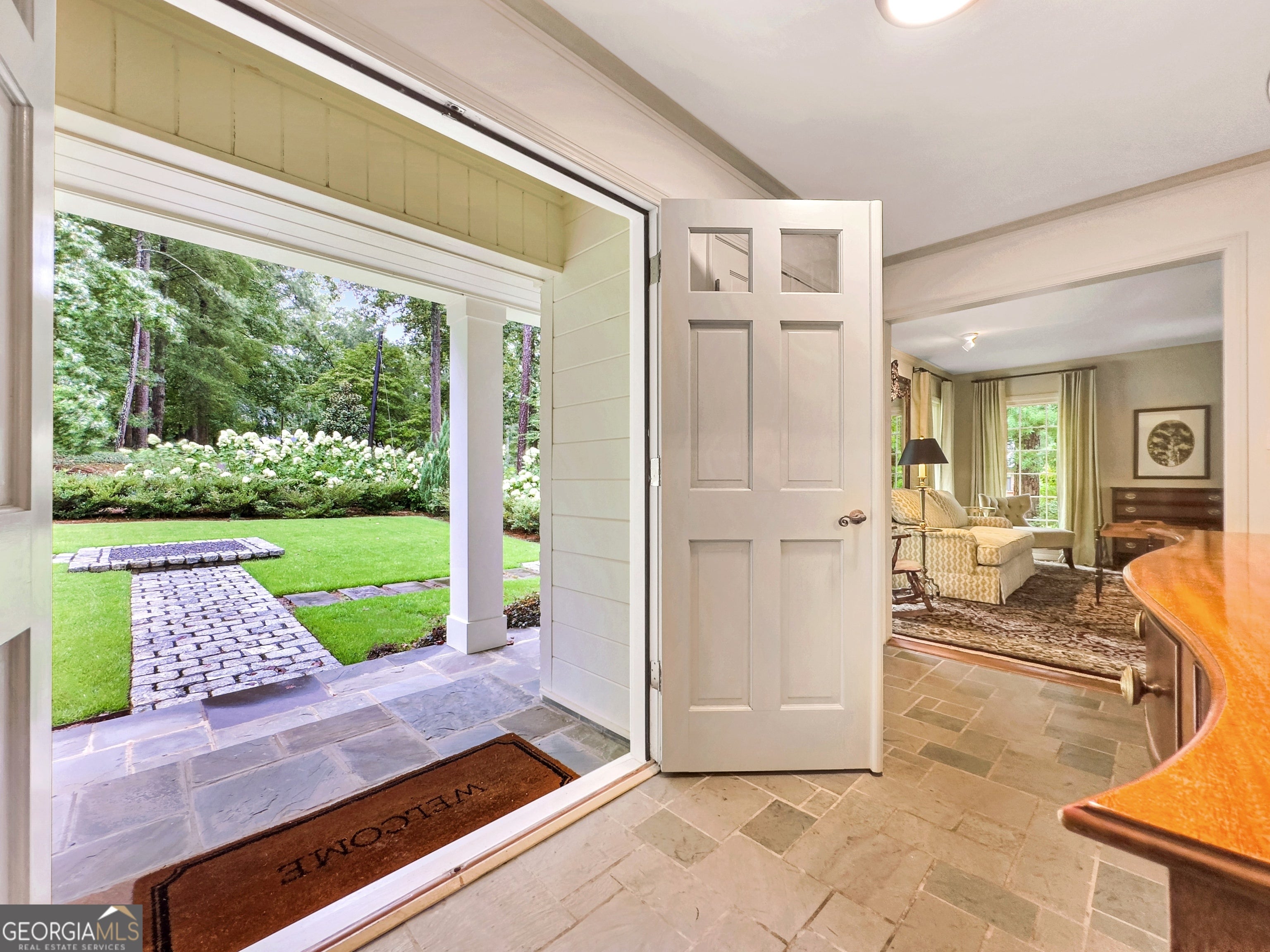 3006 Emerald DR