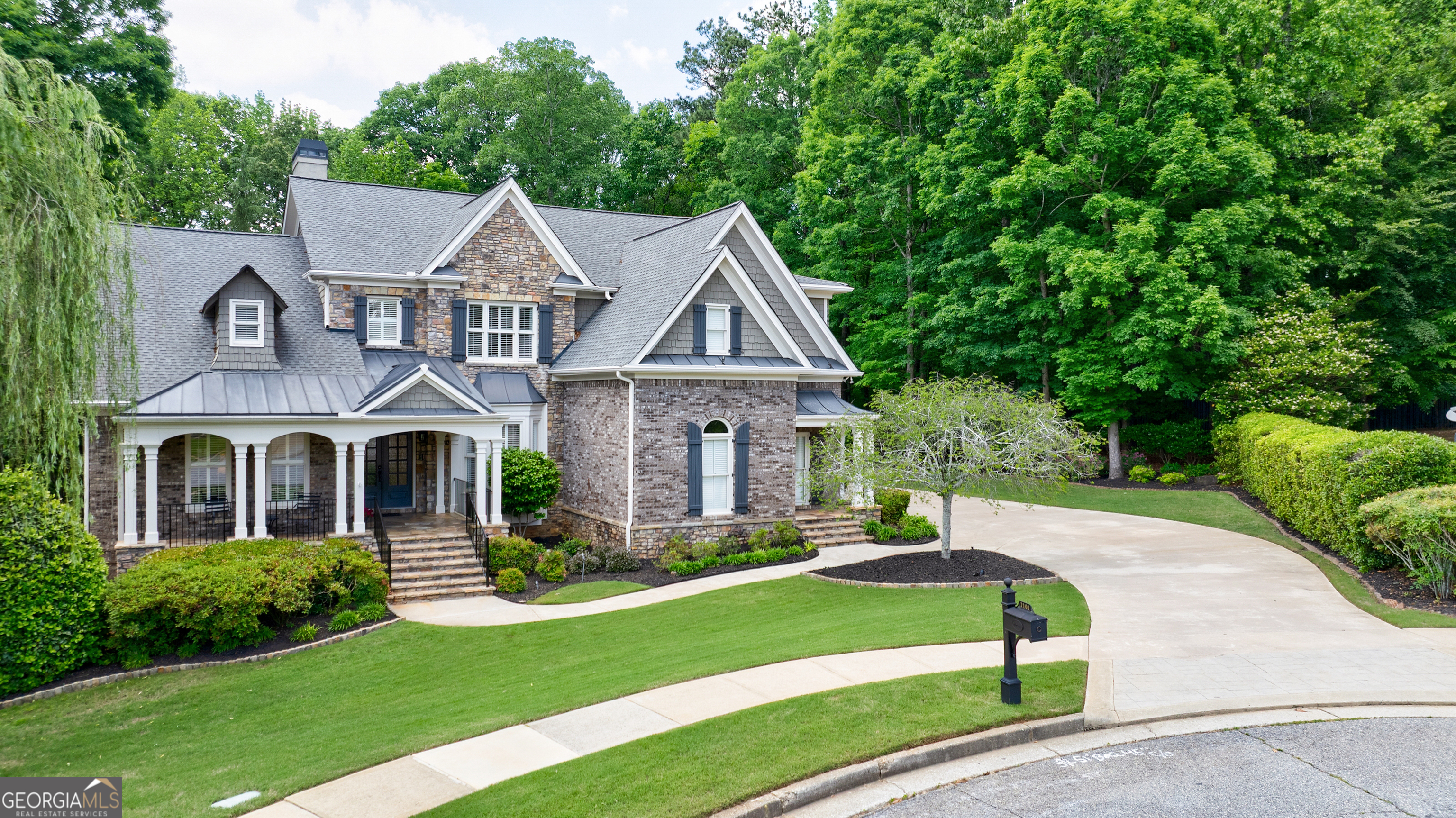 2101 Hunters Green DR