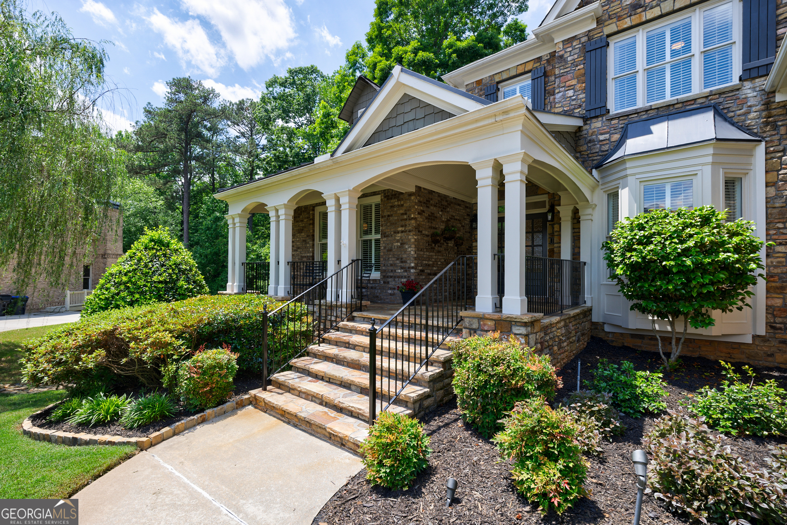 2101 Hunters Green DR