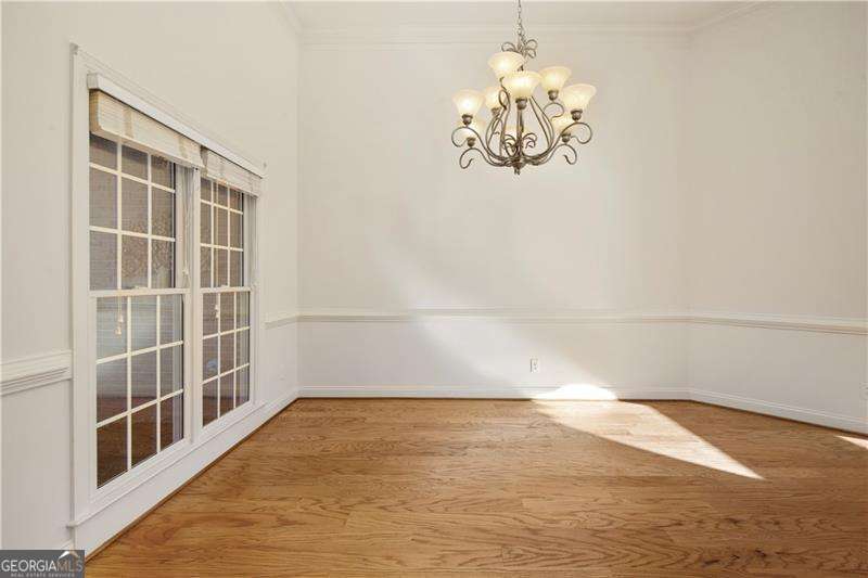 6350 Hunters View LN