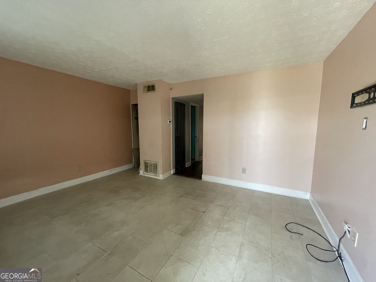1625 Conley 254