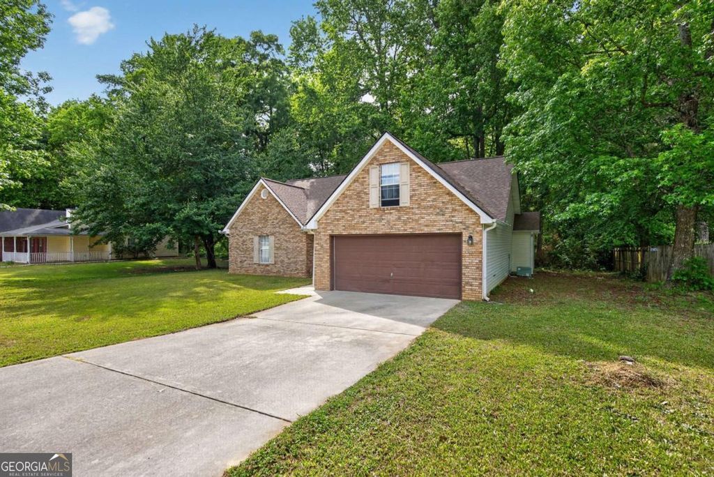 Photo of 311 Magnolia Lane, Monroe, GA 30655 (MLS # 10760379)