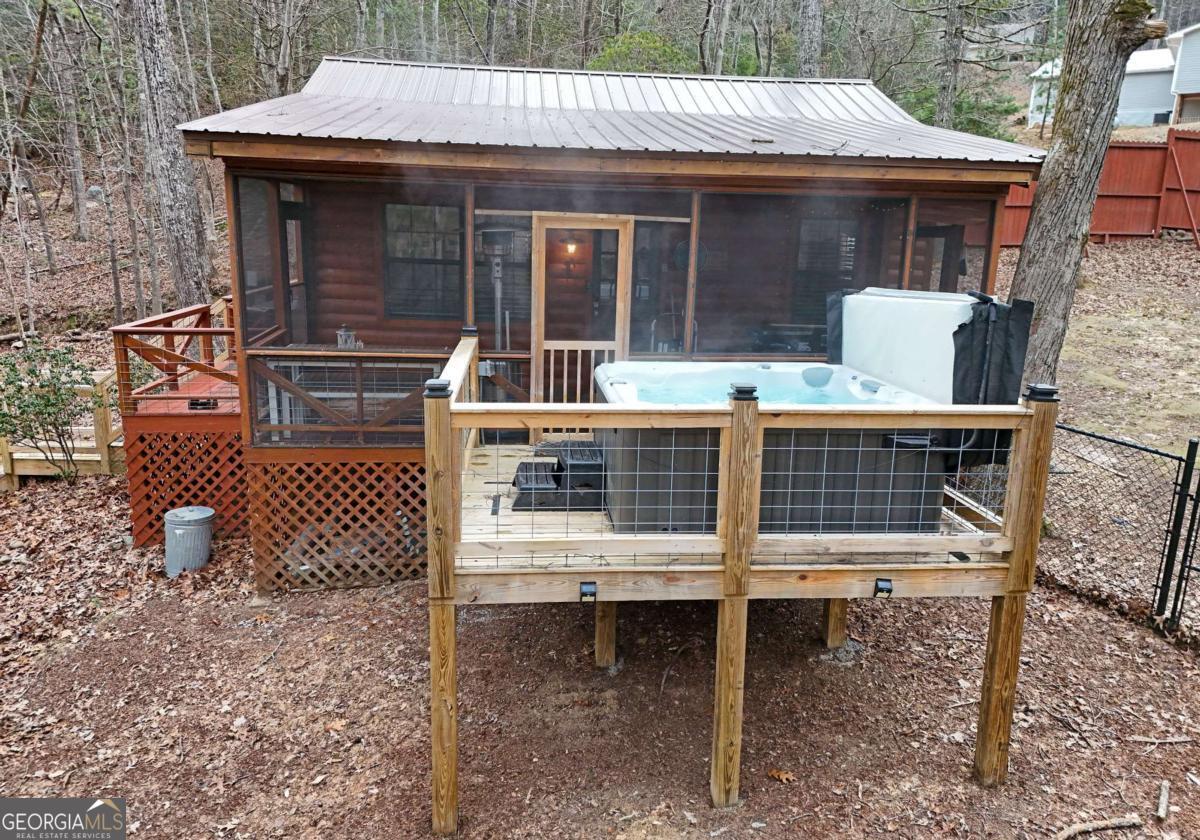 266 Mabry LN
