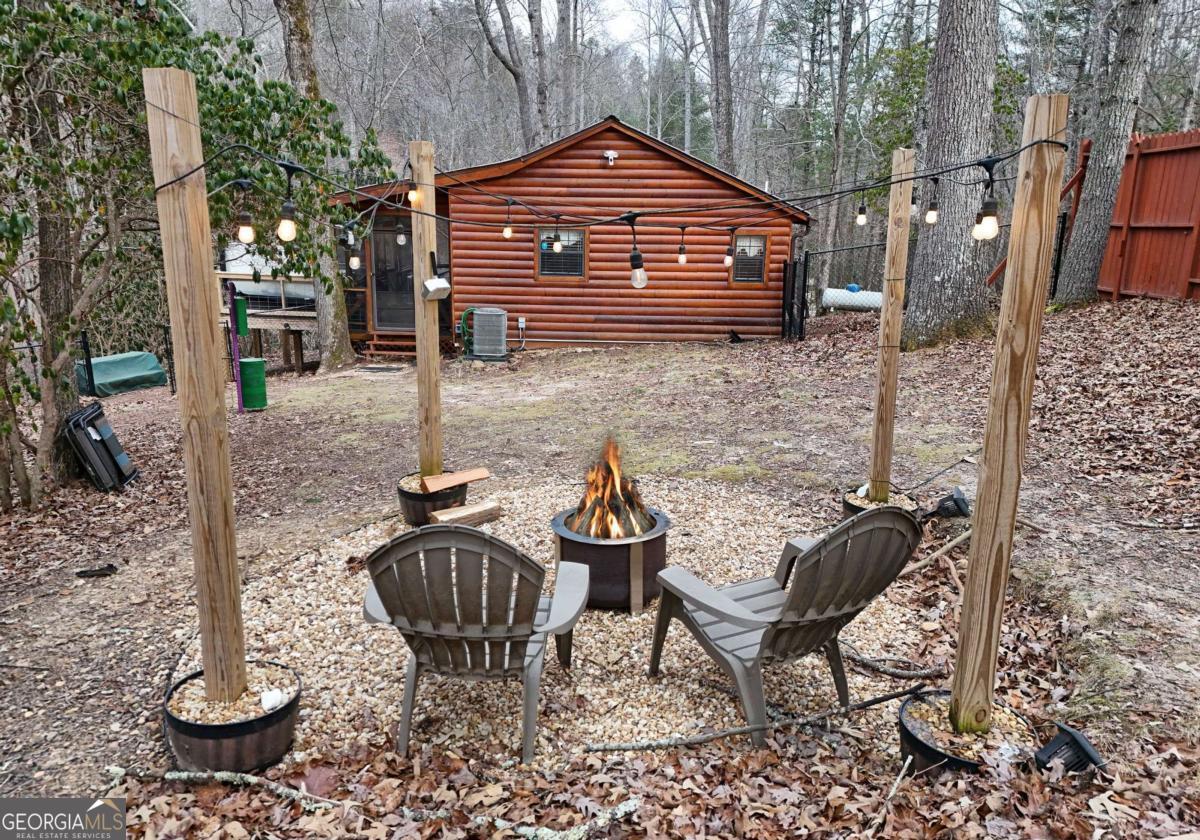 266 Mabry LN