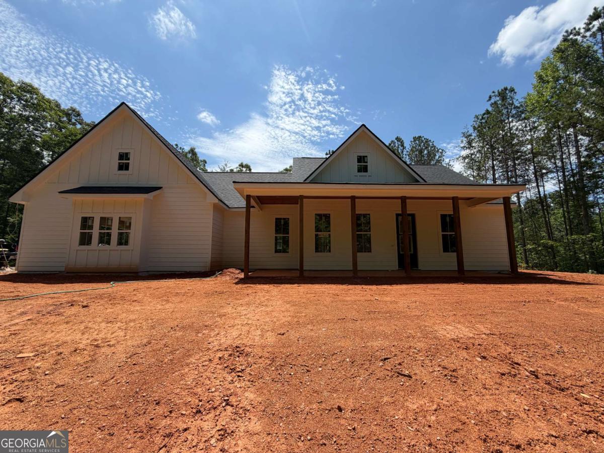 952 W Price Creek RD