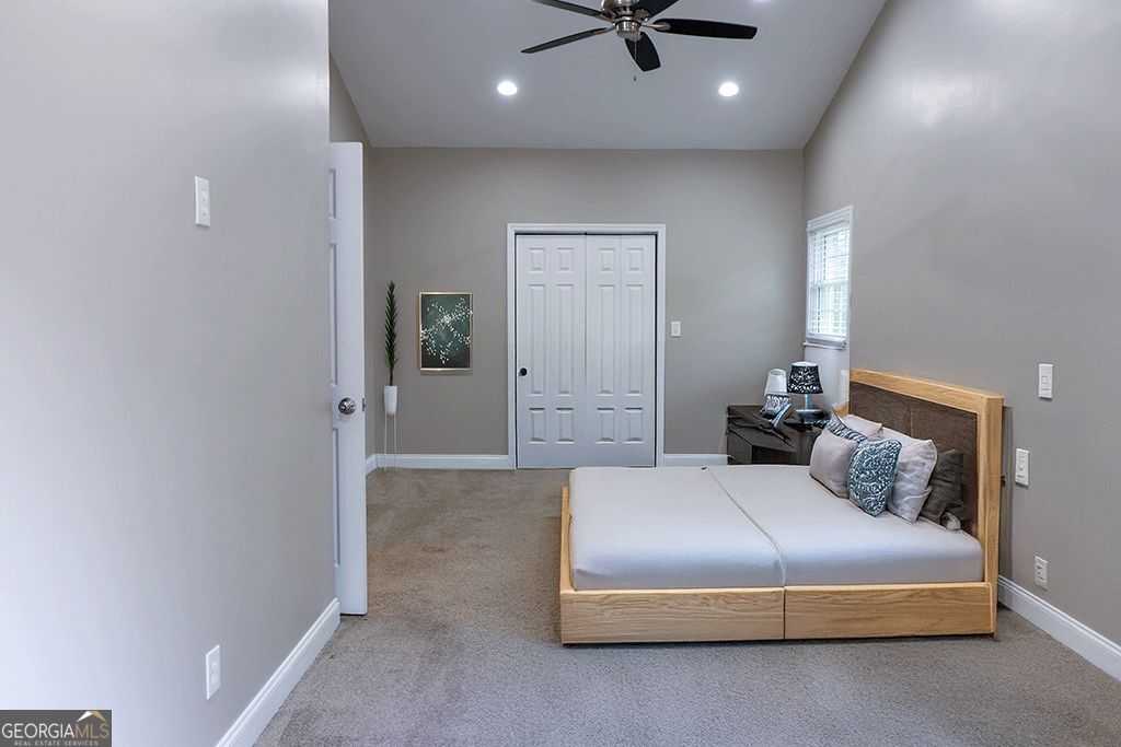 Addison Heights - Residential