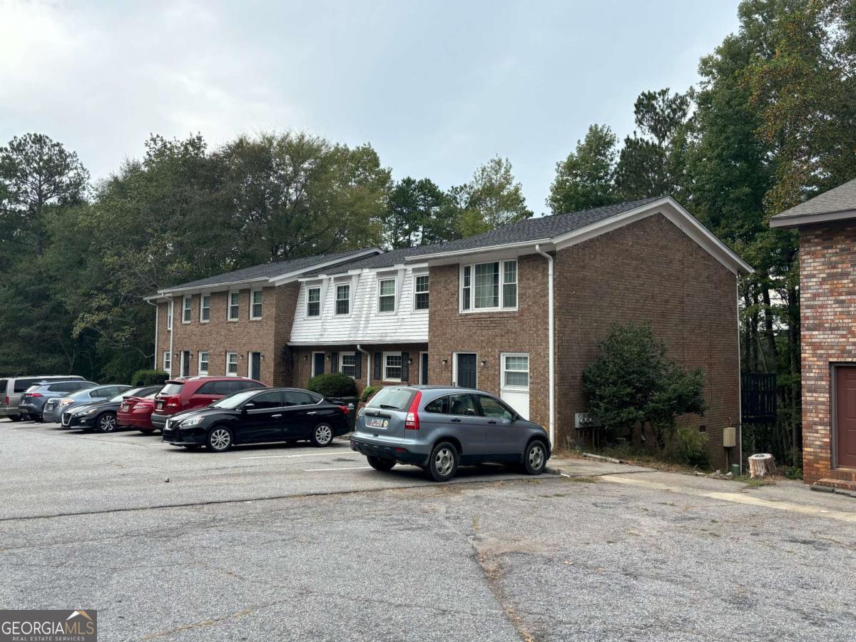 180 Chalfont LN 1-6