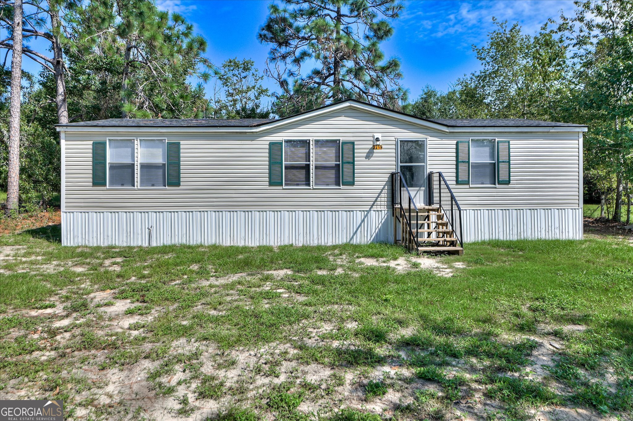 Welcome to this beautiful home in a convenient location in Augusta. This 3 bedroom/2 bath home is designed for comfort and entertainment. This has been remolded, new roof, cabinetry, counter top, HVAC, stove, microwave, new flooring laminate and carpet, new lighting and so much more. Close to shopping and Ft Eisenhower