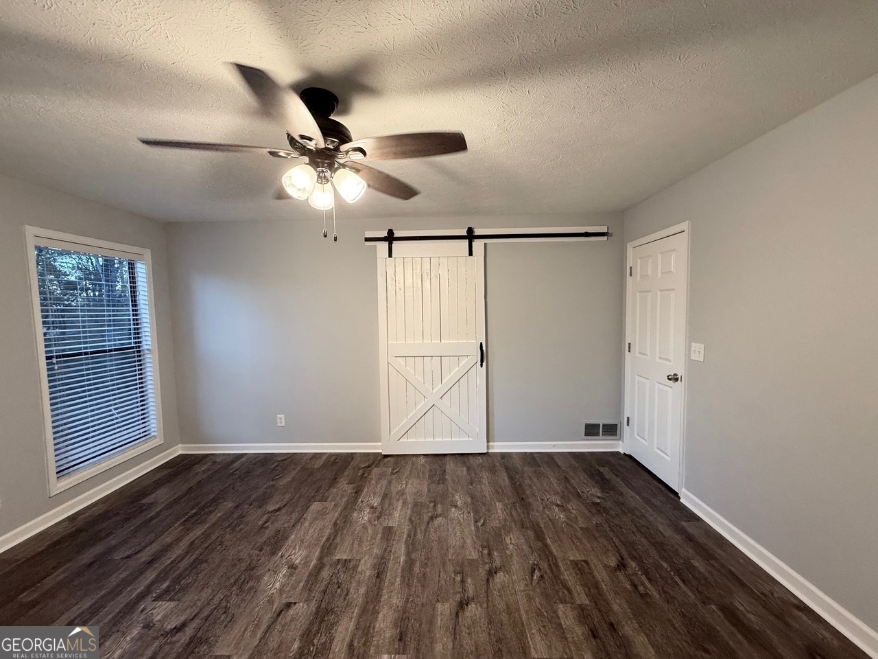 FALCON CREST - Residential Lease