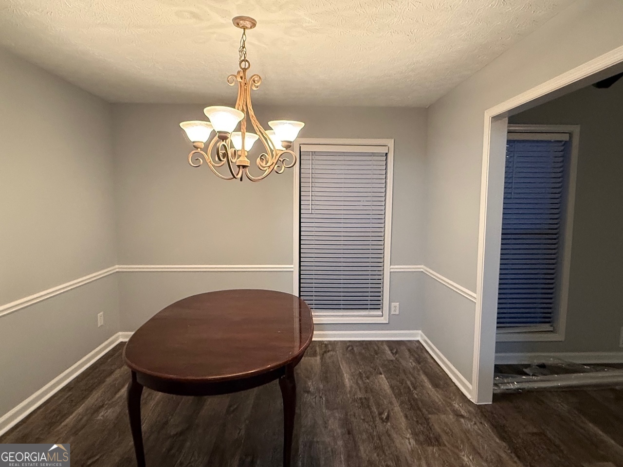 FALCON CREST - Residential Lease