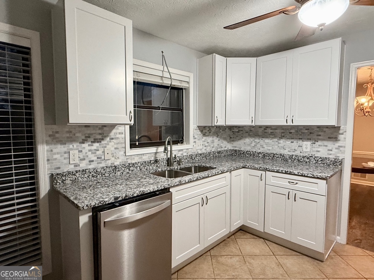 FALCON CREST - Residential Lease