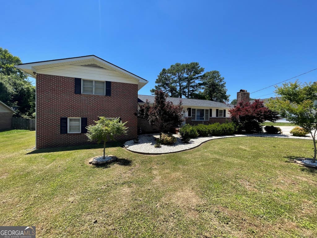 Photo of 51 Lyons Dr NW, Rome, GA 30165 (MLS # 10782745)