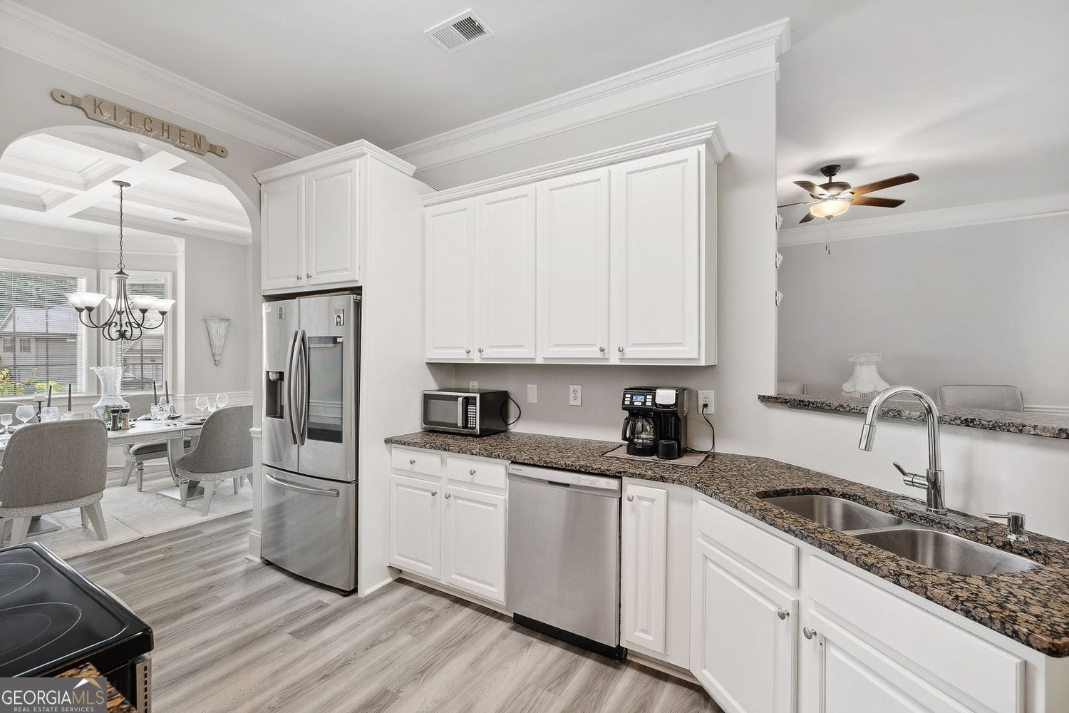 Forest Park, Georgia 30297, United States, 5 Bedrooms Bedrooms, ,3 BathroomsBathrooms,Residential,Active,139068