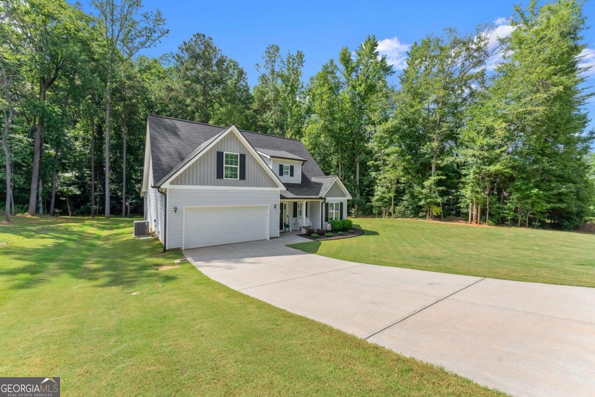 121 Mountain Creek DR