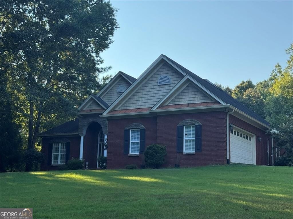 Photo of 4002 White Oak Ln, LaGrange, GA 30240 (MLS # 10832633)