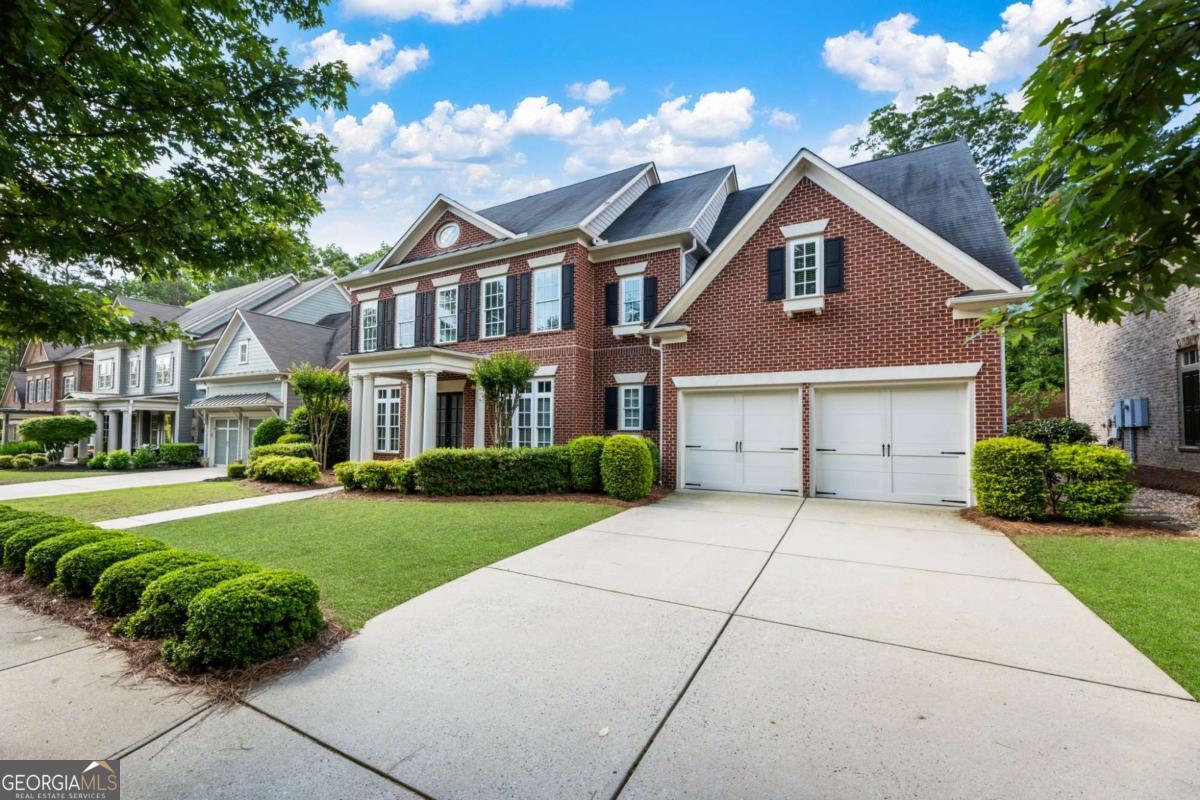 2165 Mcfarlin LN