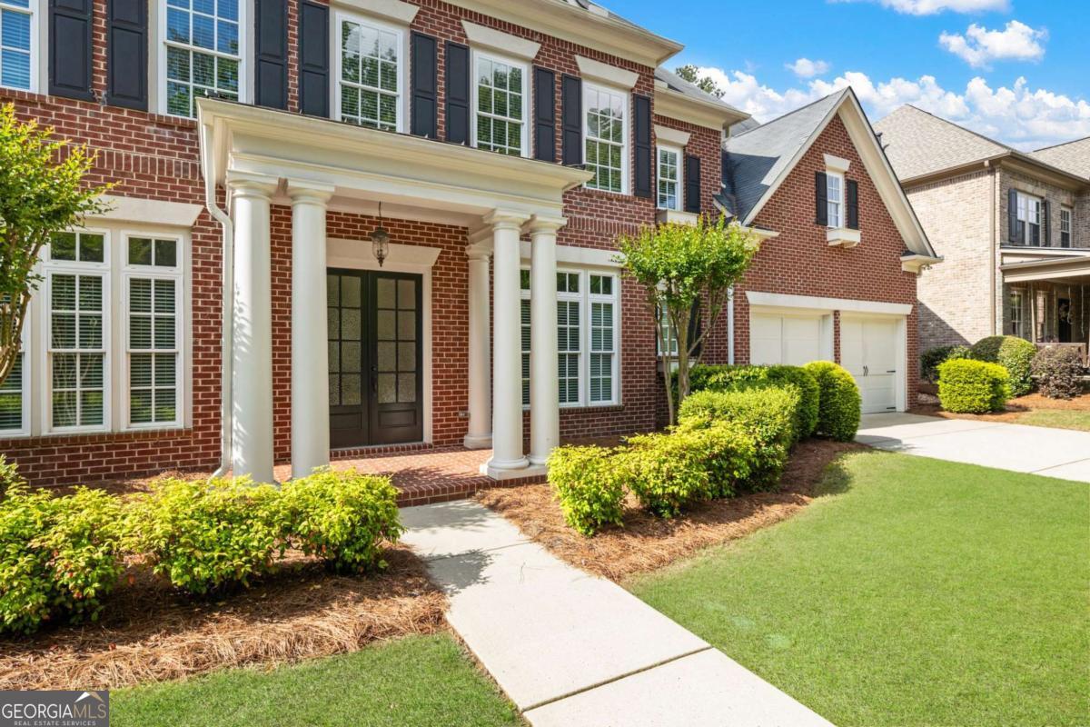 2165 Mcfarlin LN