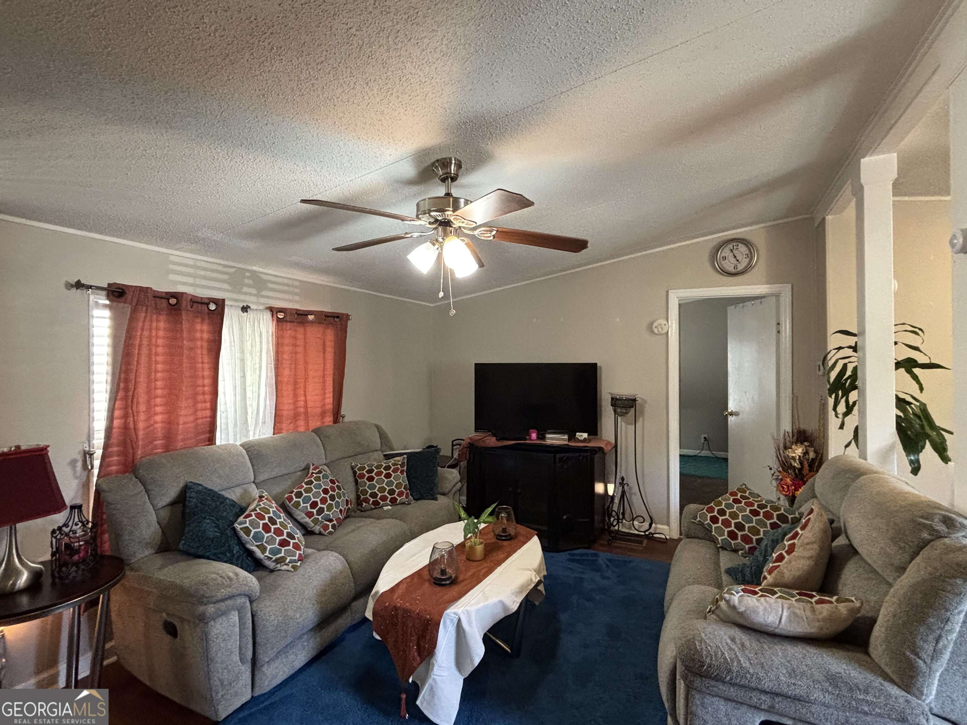 63 Breezewood DR