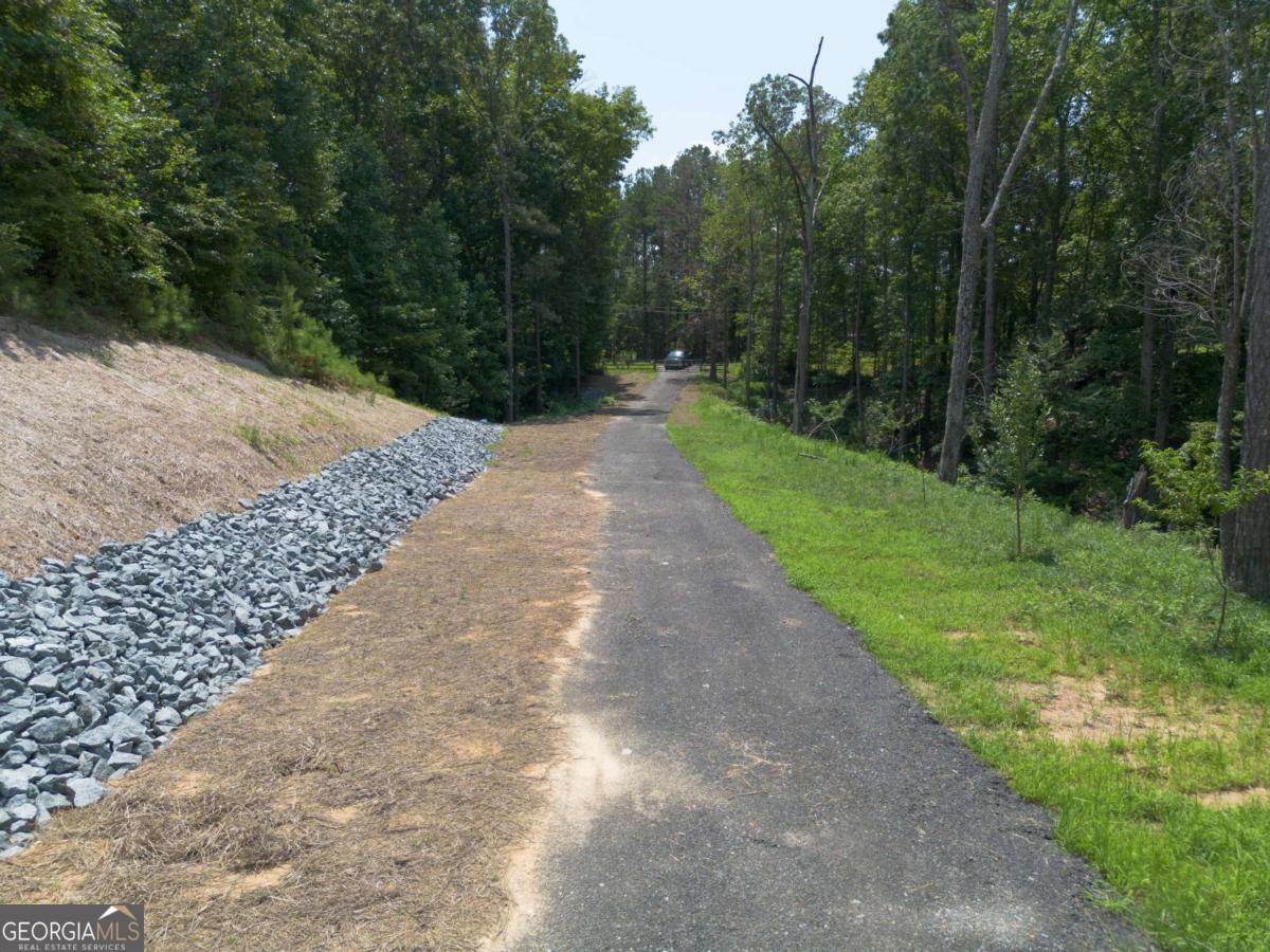 4650 Twin Pines RD SE