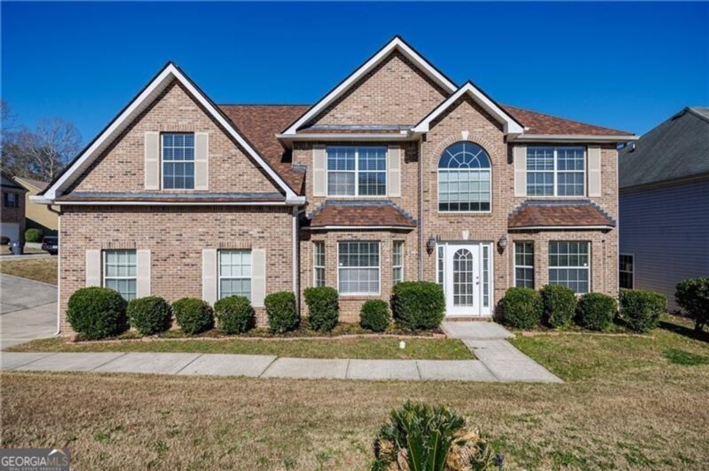 Photo of 34 Woburn Street, Jonesboro, GA 30238 (MLS # 10677650)