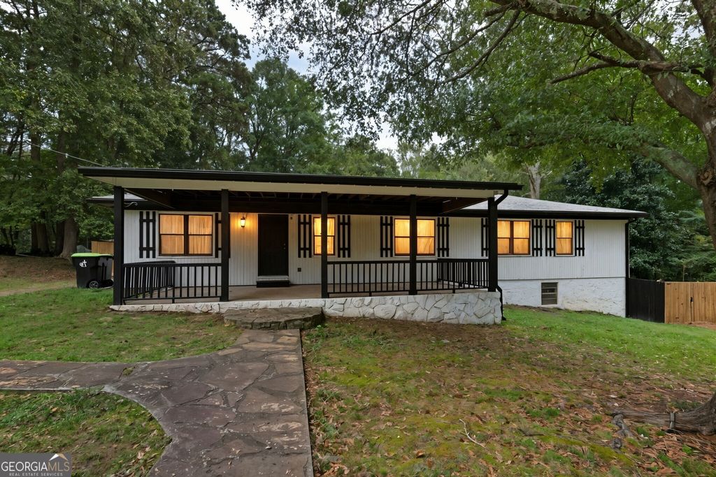 Photo of 746 Walton Store Road N, Douglasville, GA 30134 (MLS # 10674561)