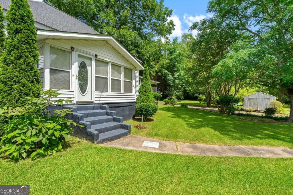 Photo of 31 Elm Street, Hampton, GA 30228 (MLS # 10719879)