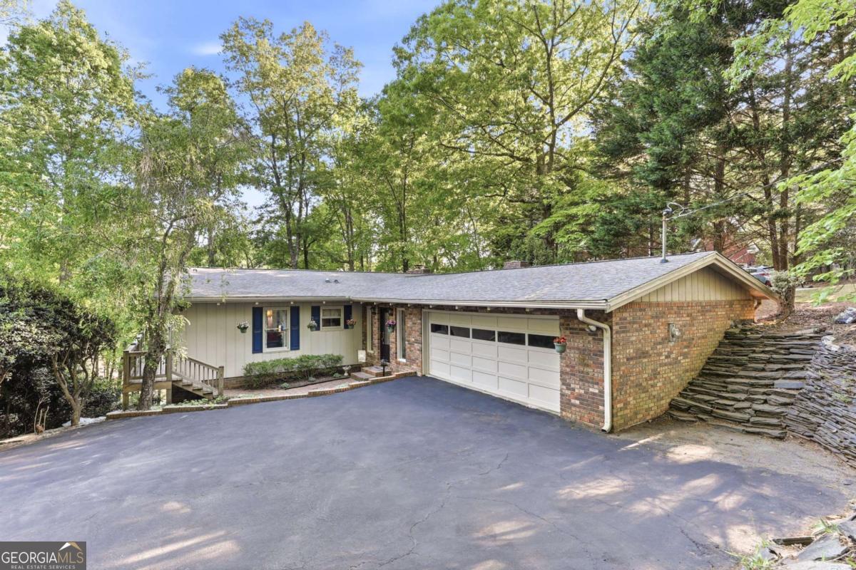 7835 Chinquapin LN