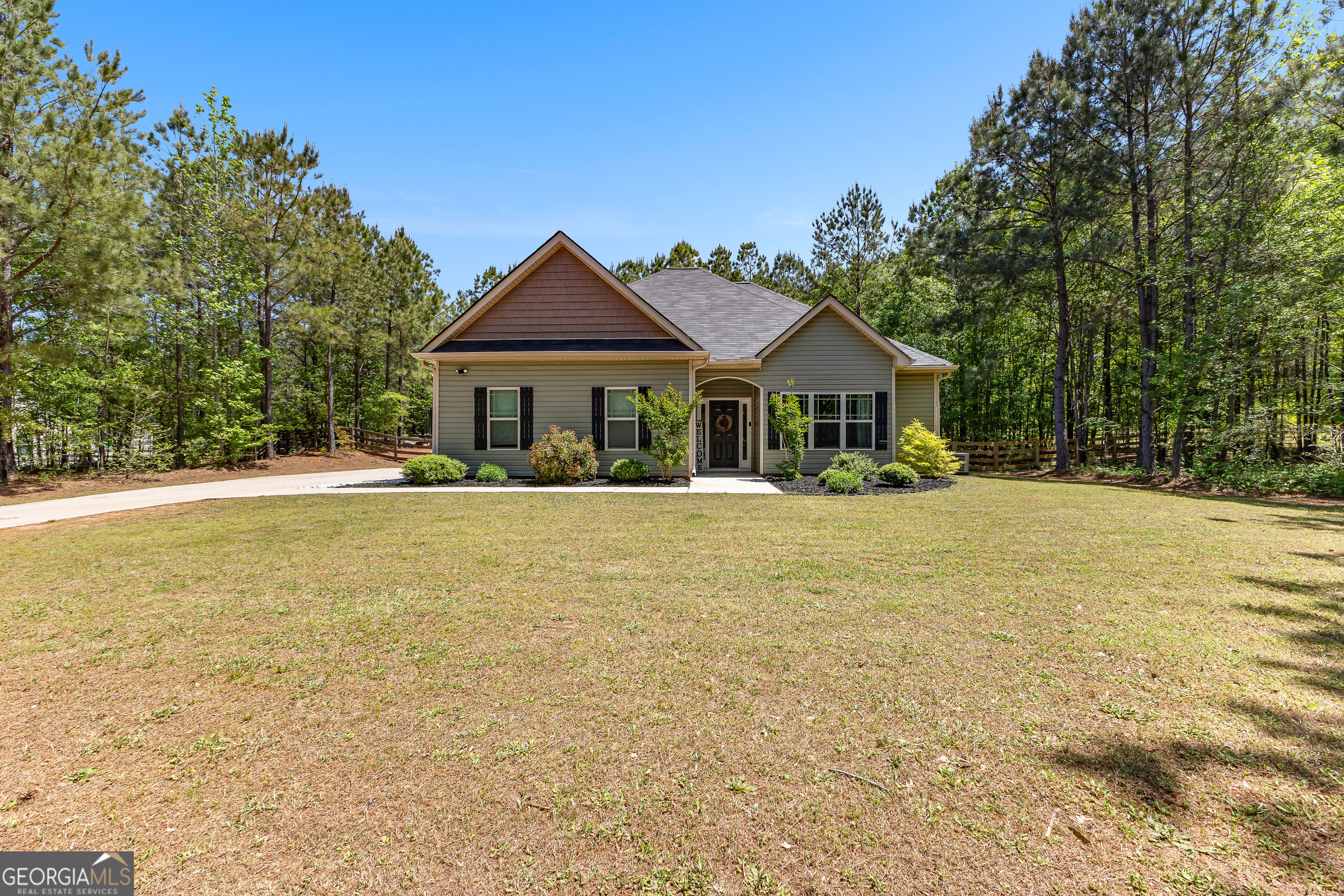 44 Roswell Lee RD