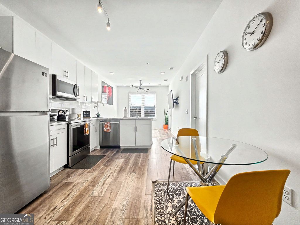 Photo of 525 Parkway Drive NE #404, Atlanta, GA 30308 (MLS # 10756375)