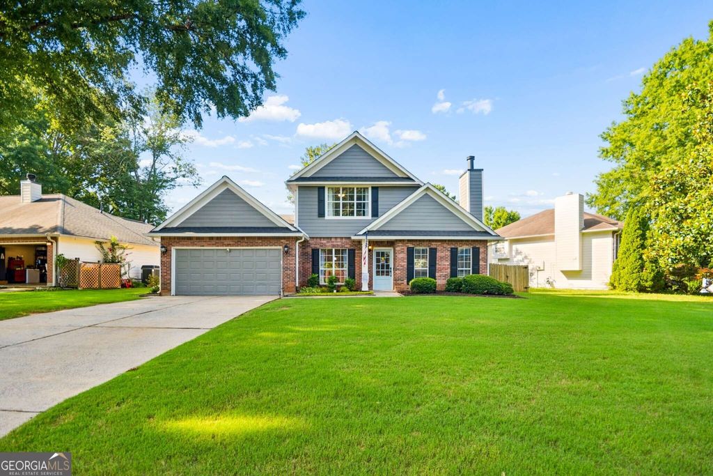 Photo of 10785 Willow Meadow Circle, Alpharetta, GA 30022 (MLS # 10798185)