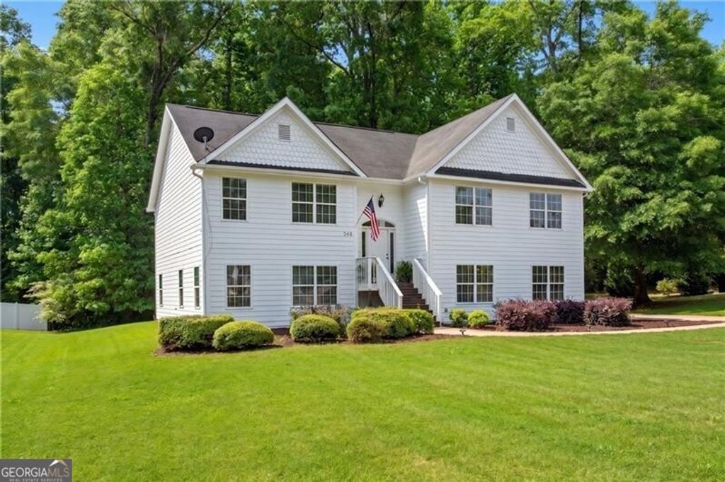 Photo of 348 Carrington Drive, Athens, GA 30605 (MLS # 10758809)