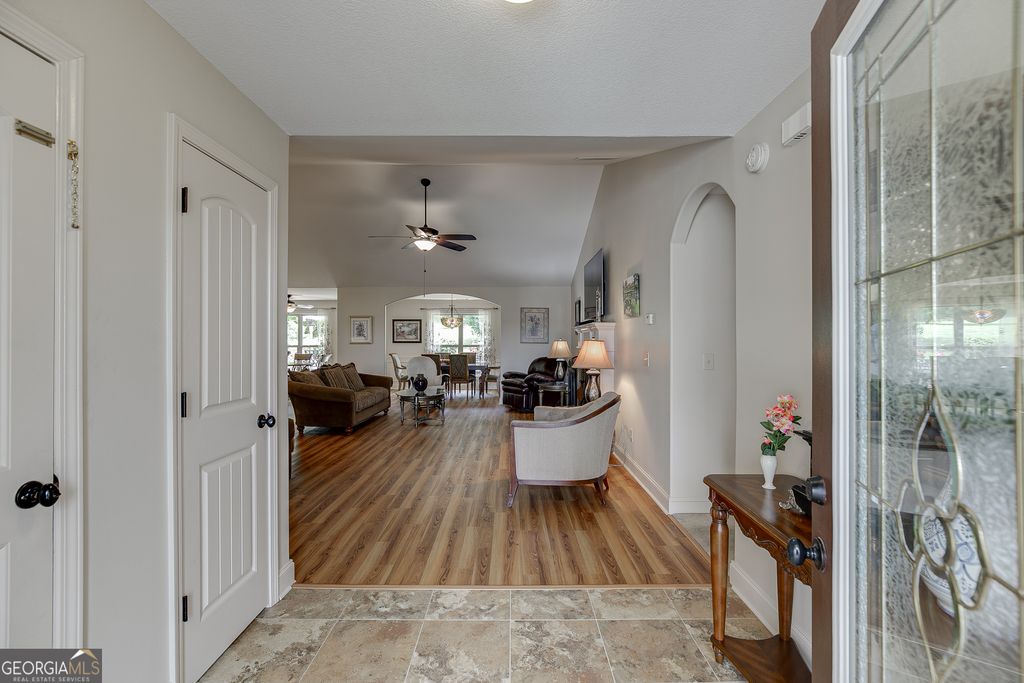 Photo of 810 Brandon Drive, Winder, GA 30680 (MLS # 10772327)