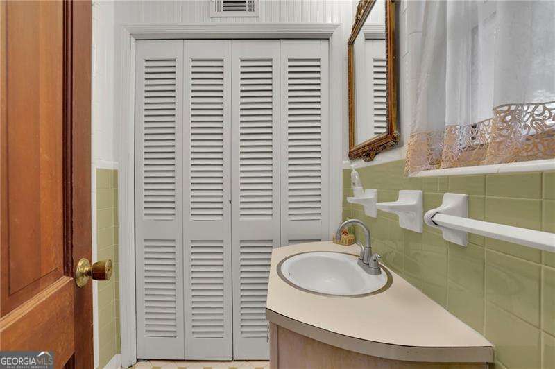 Johnson Woods - Residential