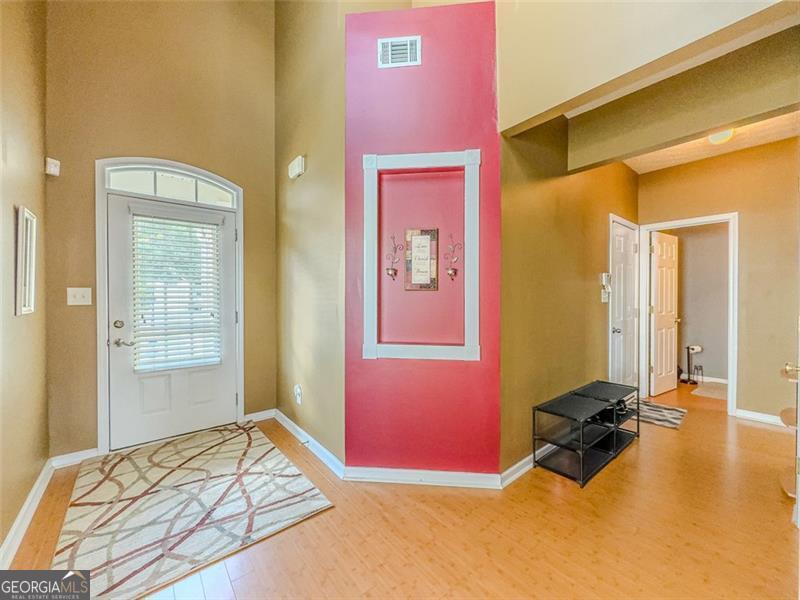 412 Marsh Lake