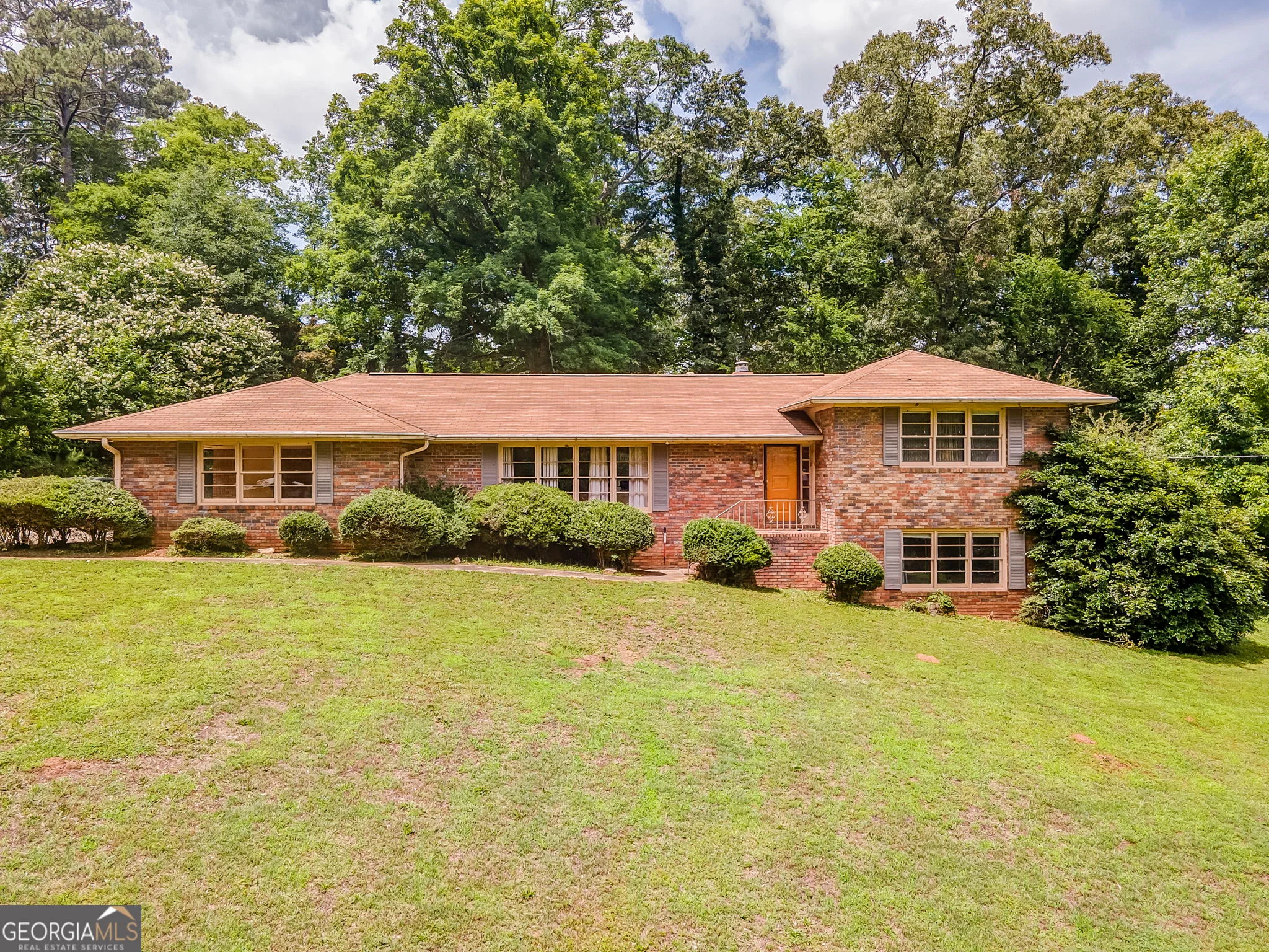 13 Pine Park Drive SE