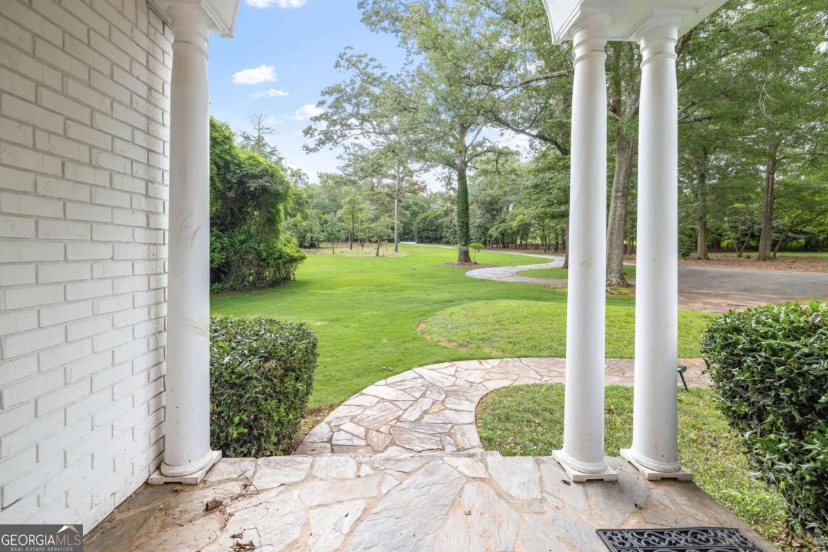 125 Deerfield RD