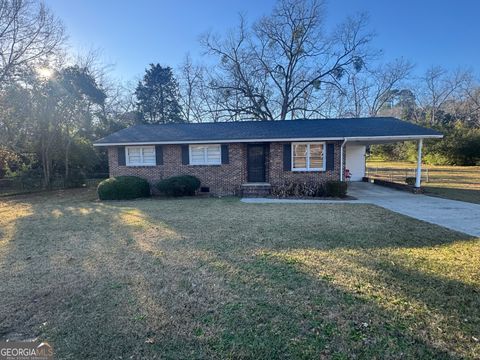 A home in Hawkinsville