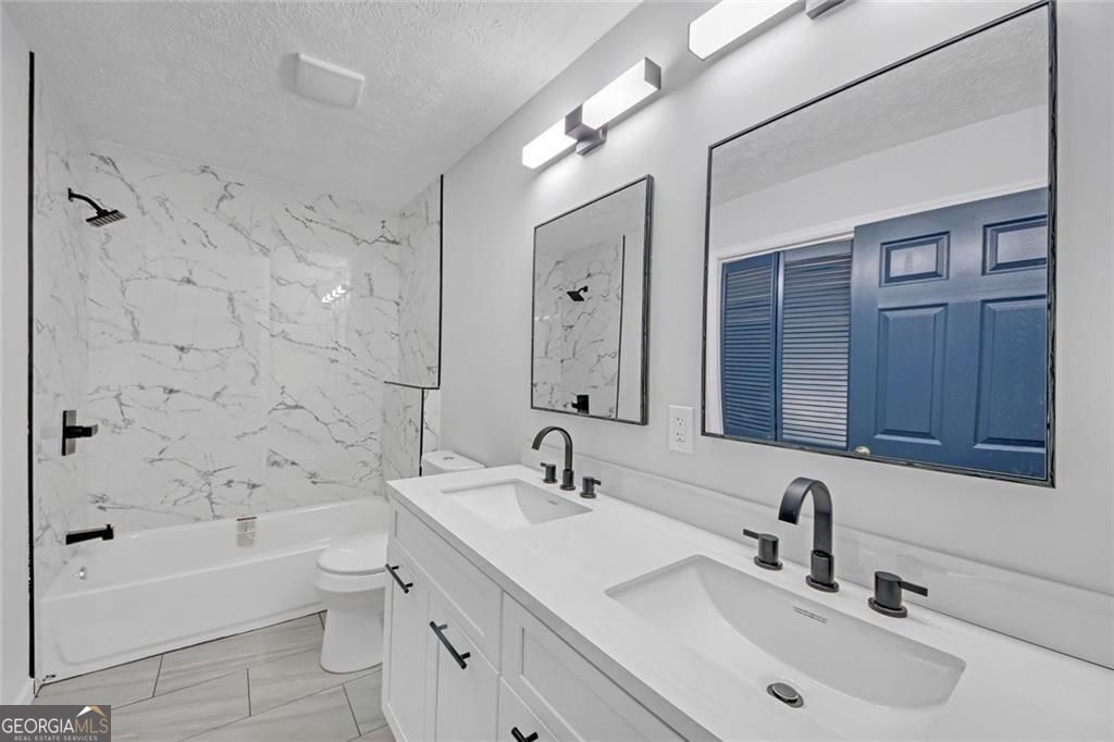 Creek View - Residential