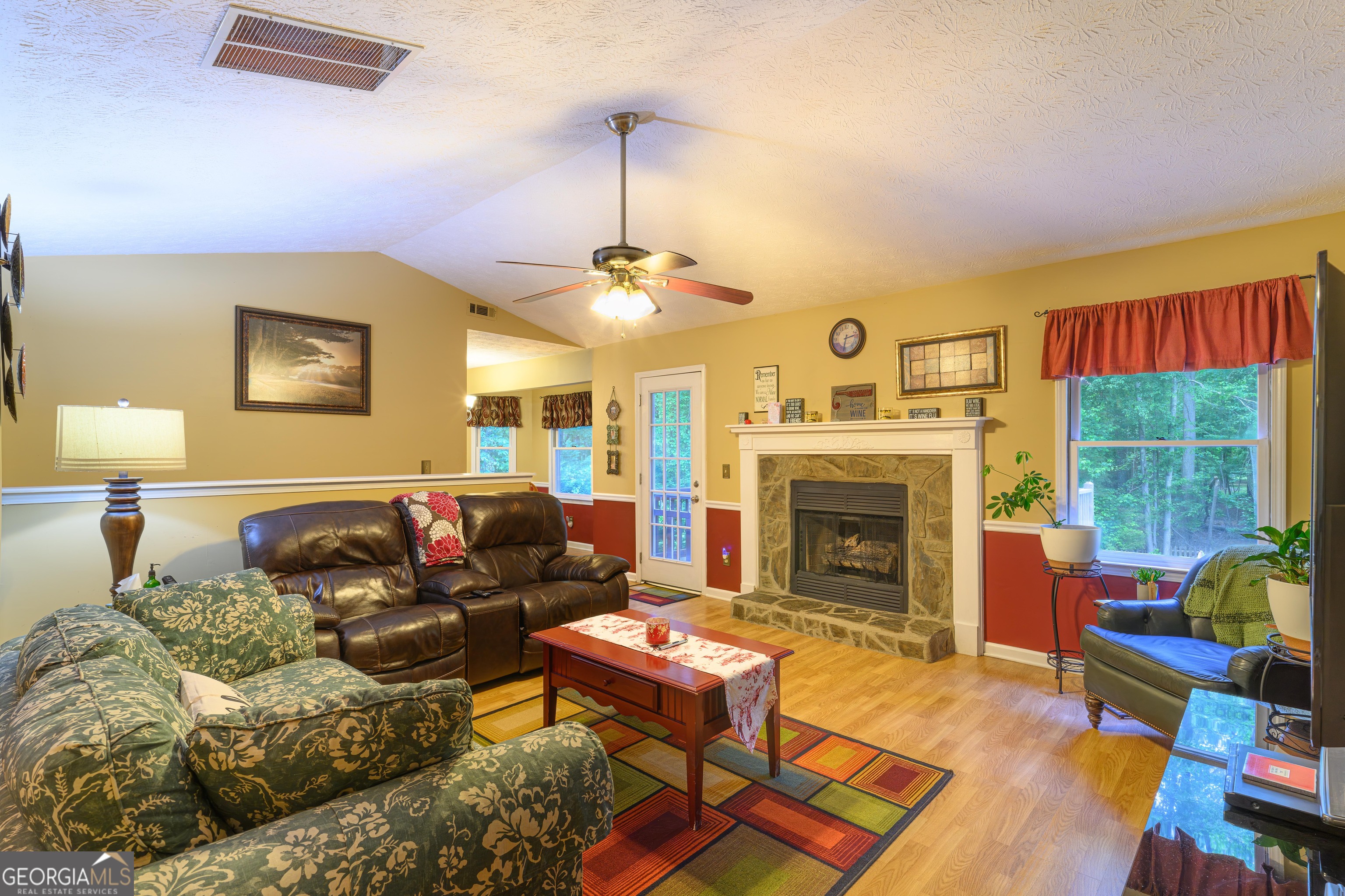 25 Ashley Creek DR