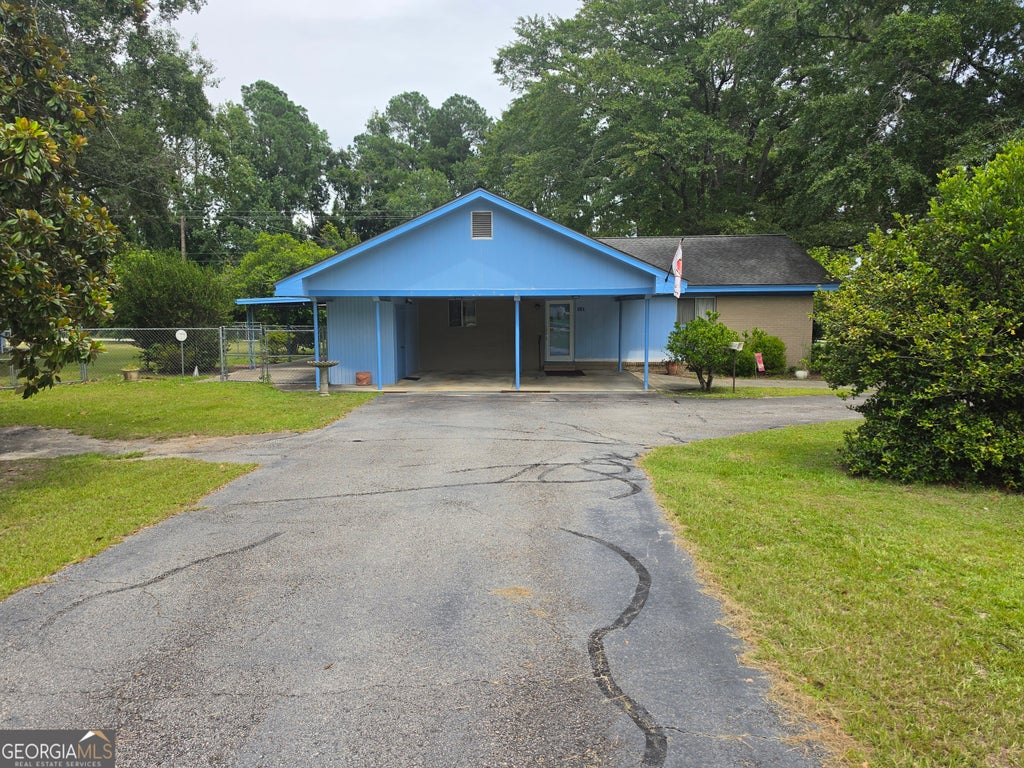 Photo of 410 Weeks Street, Wadley, GA 30477 (MLS # 10811536)