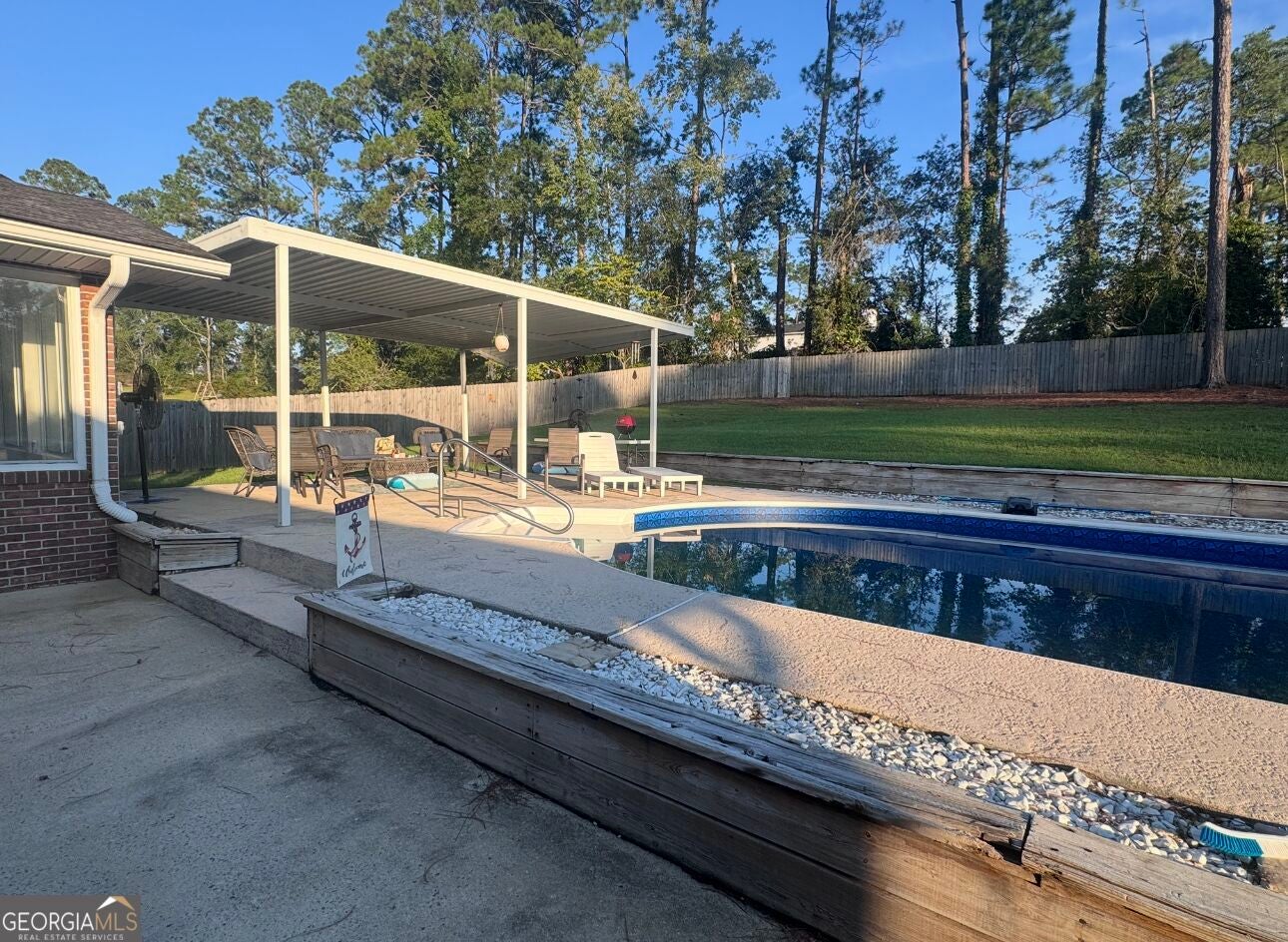 805 Mitchell DR
